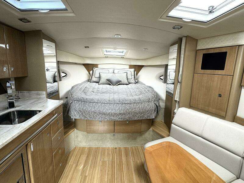 BLUE SKYE 34ft Formula Yacht For Sale