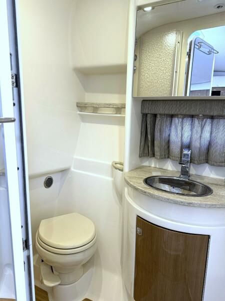 34' 2016 Formula Performance Cruiser