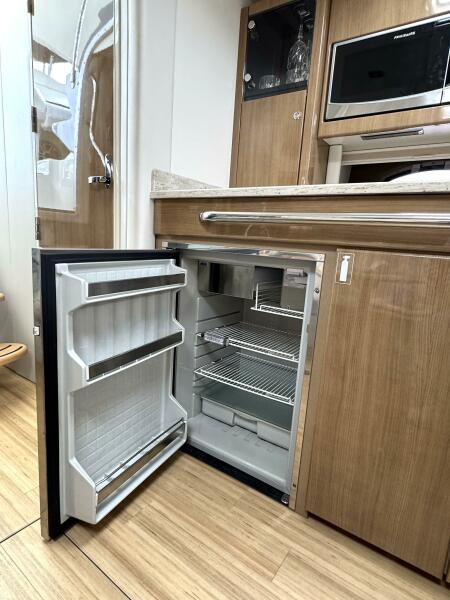 34' 2016 Formula Performance Cruiser