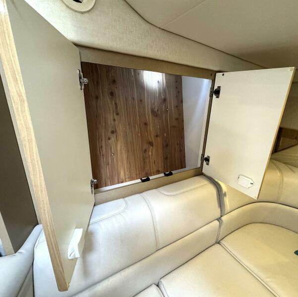 34' 2016 Formula Performance Cruiser