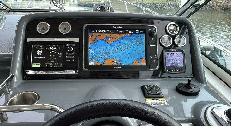 BLUE SKYE 34ft Formula Yacht For Sale