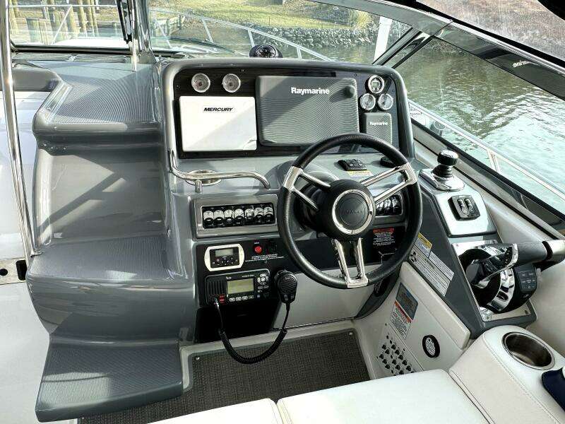 BLUE SKYE 34ft Formula Yacht For Sale