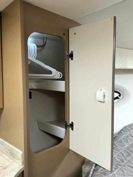 34' 2016 Formula Performance Cruiser