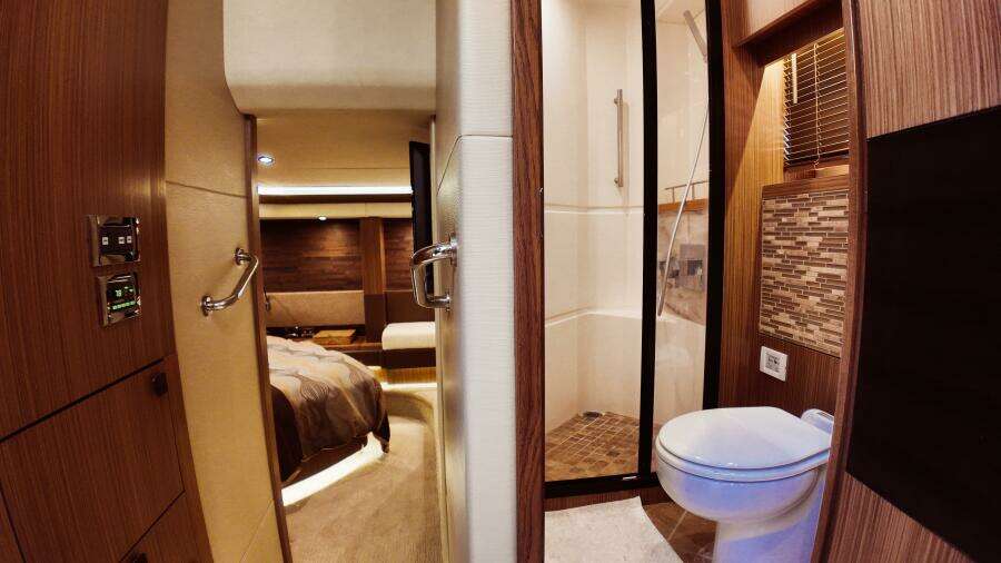 INCOGNITO 59ft Sea Ray Yacht For Sale