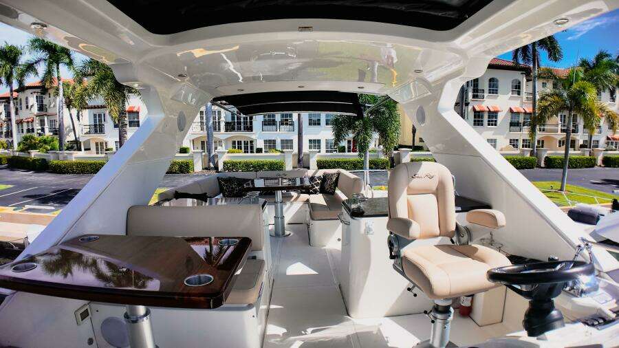 INCOGNITO 59ft Sea Ray Yacht For Sale