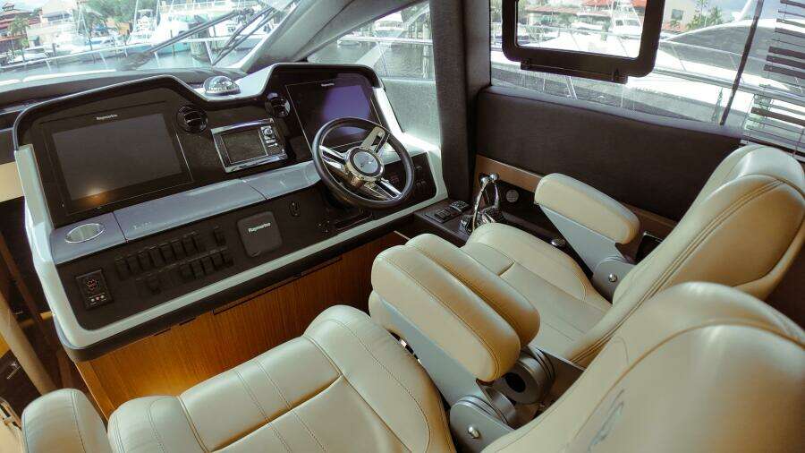 INCOGNITO 59ft Sea Ray Yacht For Sale