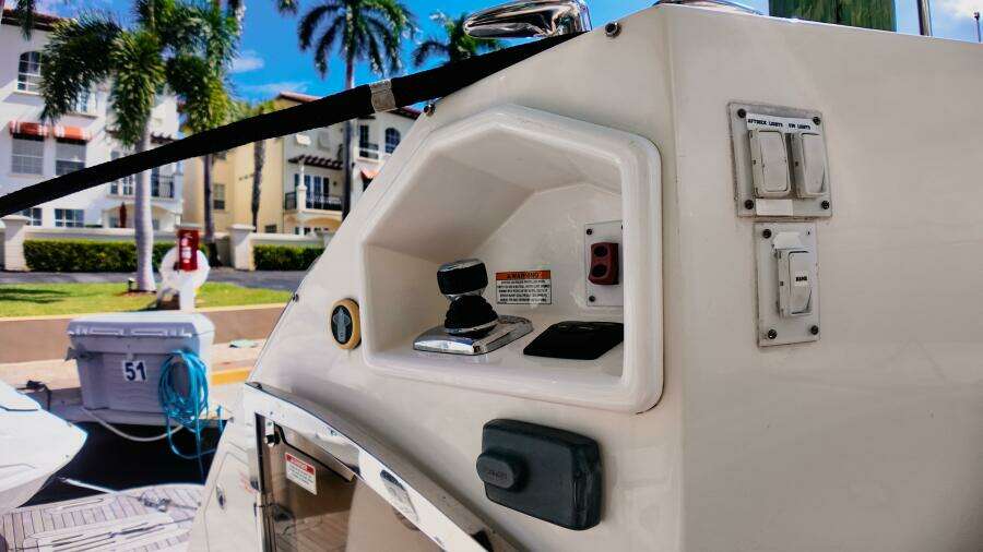 INCOGNITO 59ft Sea Ray Yacht For Sale