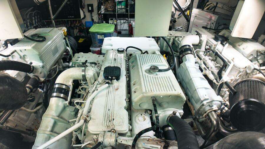 INCOGNITO 59ft Sea Ray Yacht For Sale