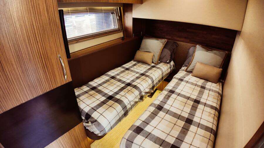 INCOGNITO 59ft Sea Ray Yacht For Sale