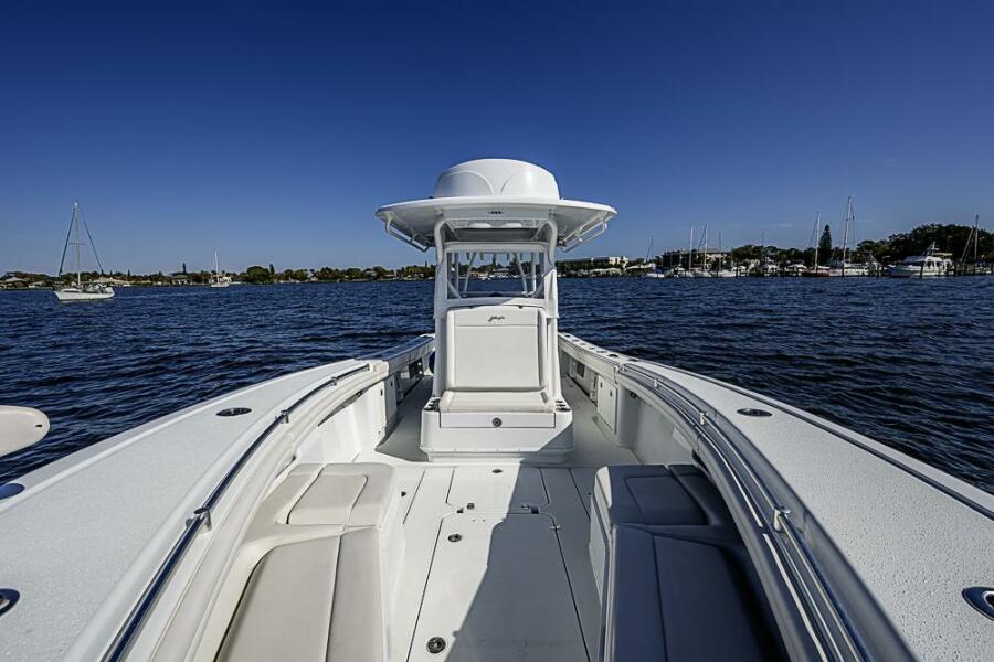 32' 2021 Yellowfin 32 Offshore