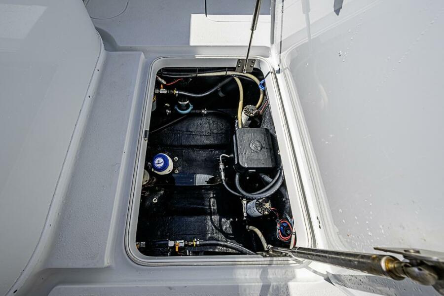 32' 2021 Yellowfin 32 Offshore