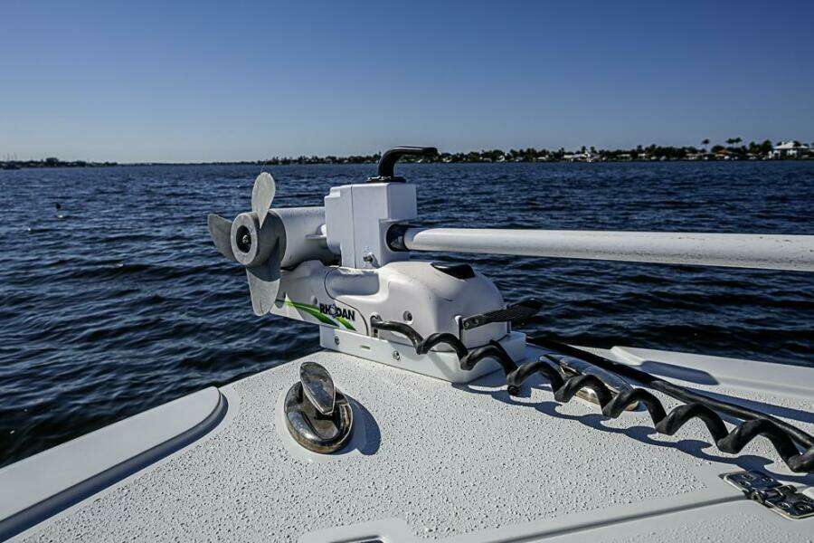 32ft Yellowfin Yacht For Sale