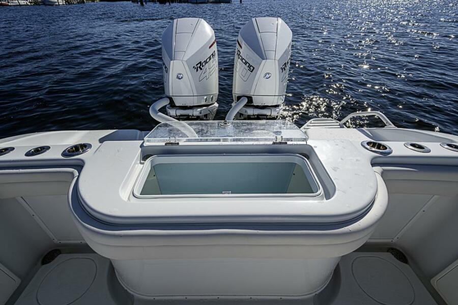 32' 2021 Yellowfin 32 Offshore