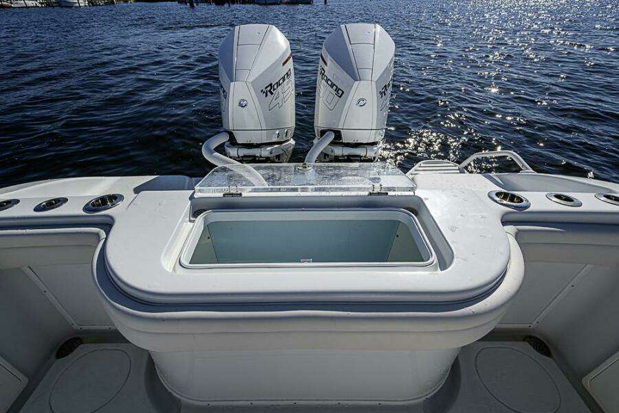 32ft Yellowfin Yacht For Sale