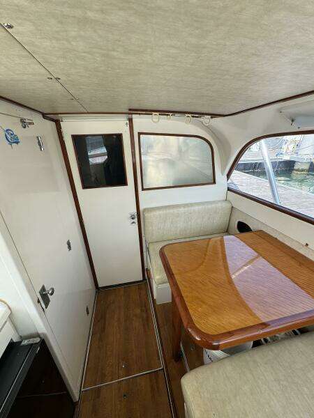 Last Pitch 31ft Bertram Yacht For Sale