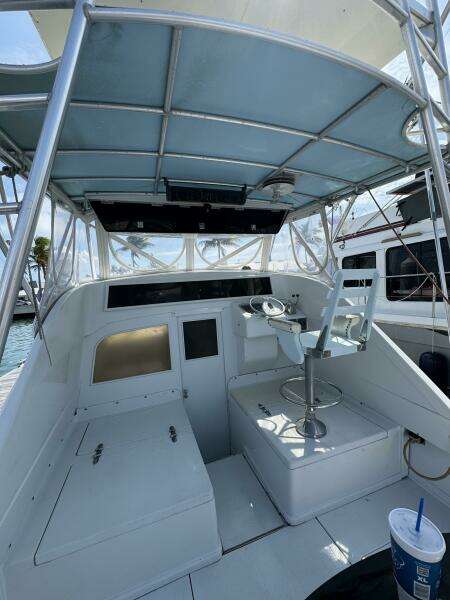 Last Pitch 31ft Bertram Yacht For Sale