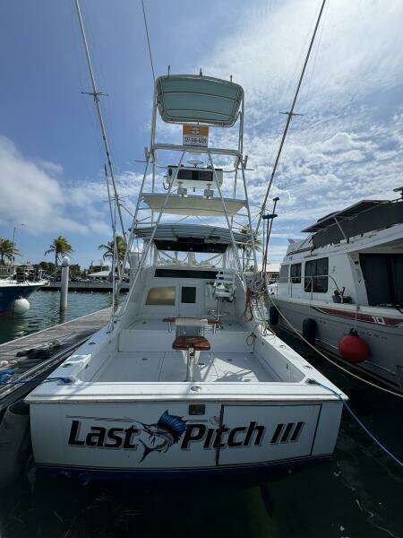 Last Pitch 31ft Bertram Yacht For Sale