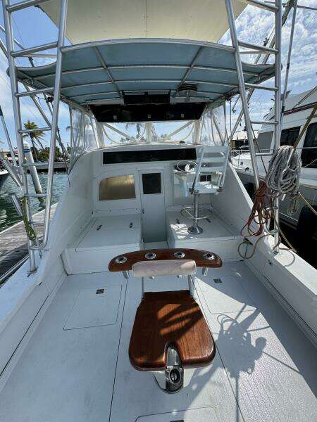 Last Pitch 31ft Bertram Yacht For Sale