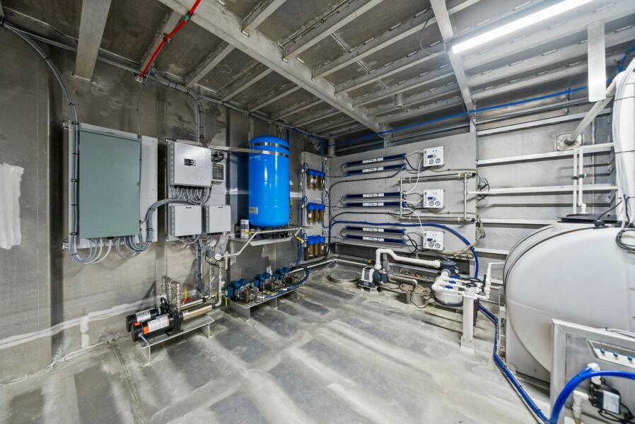 120' 2025 Breaux Brothers 120 GLV