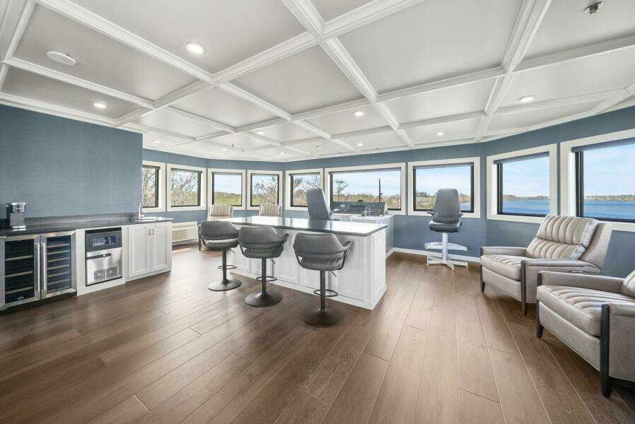 Shine Down 120ft Breaux Brothers Yacht For Sale