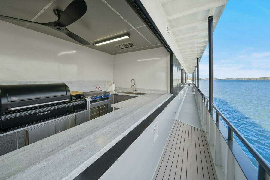 Shine Down 120ft Breaux Brothers Yacht For Sale