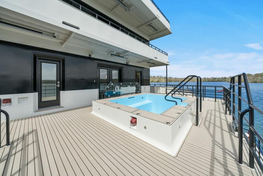 120' 2025 Breaux Brothers 120 GLV