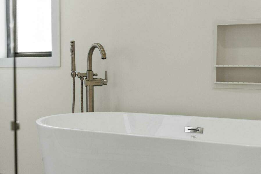 Shine Down 120ft Breaux Brothers Yacht For Sale