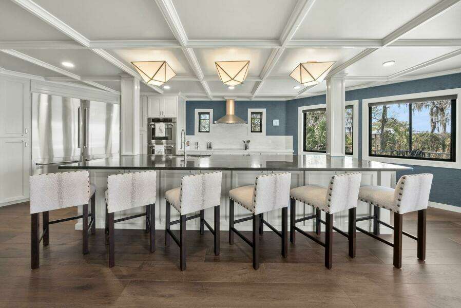 Shine Down 120ft Breaux Brothers Yacht For Sale