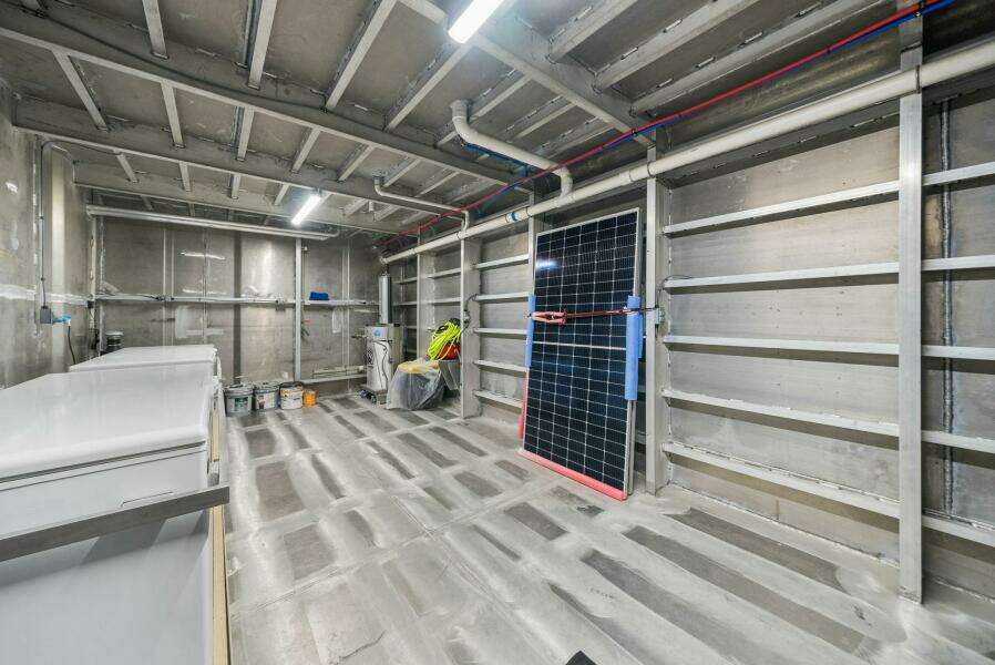 Shine Down 120ft Breaux Brothers Yacht For Sale