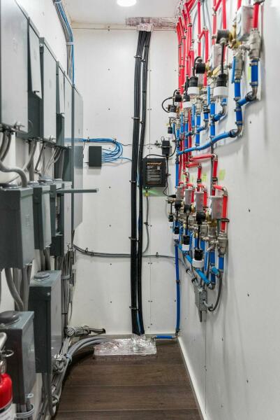 120' 2025 Breaux Brothers 120 GLV