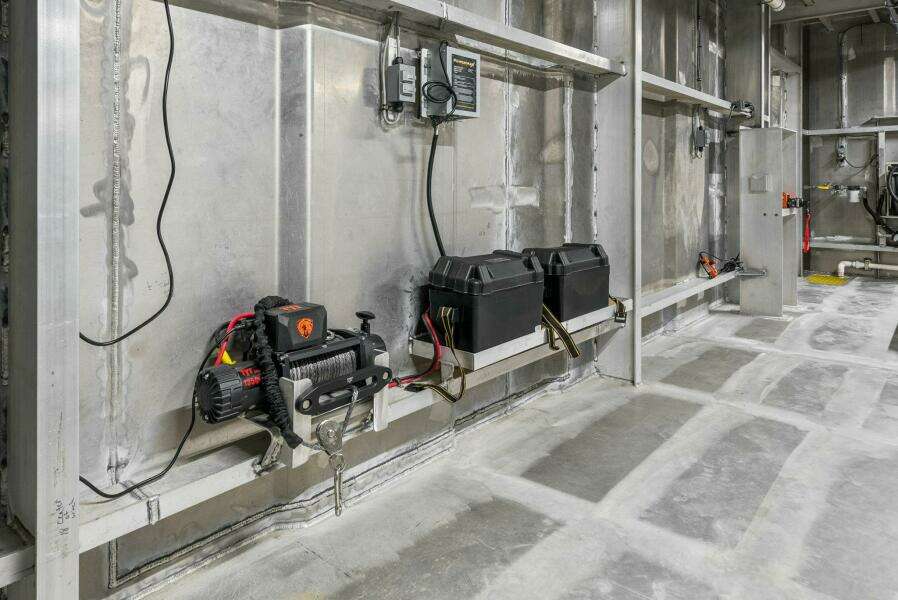 Shine Down 120ft Breaux Brothers Yacht For Sale