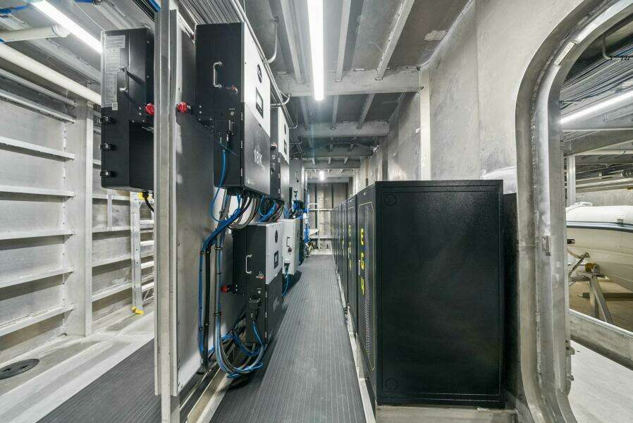 Shine Down 120ft Breaux Brothers Yacht For Sale