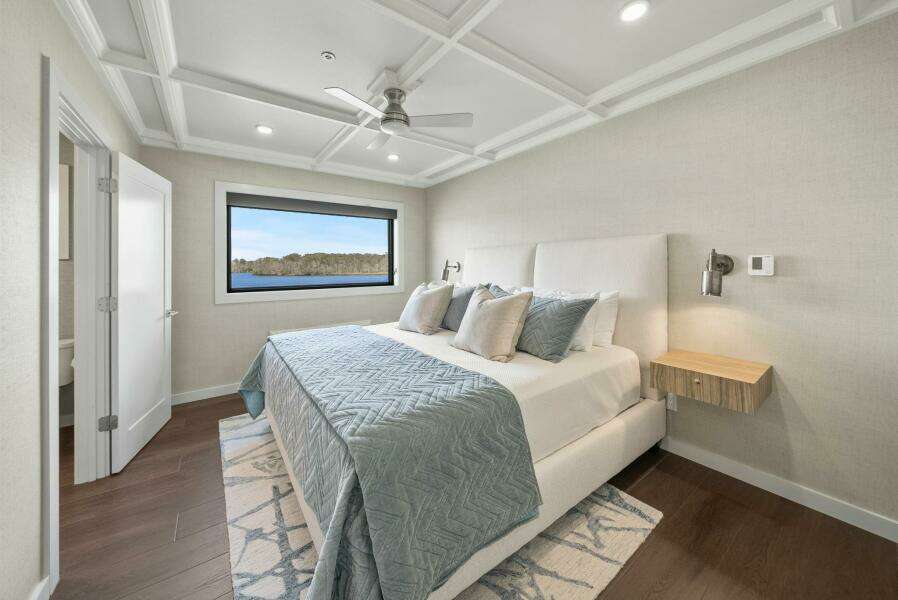 Shine Down 120ft Breaux Brothers Yacht For Sale