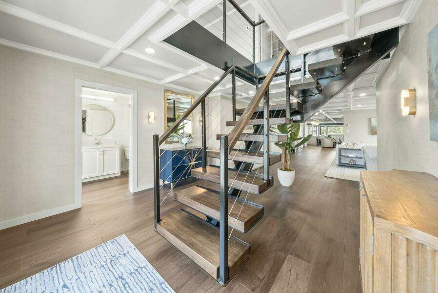 Shine Down 120ft Breaux Brothers Yacht For Sale