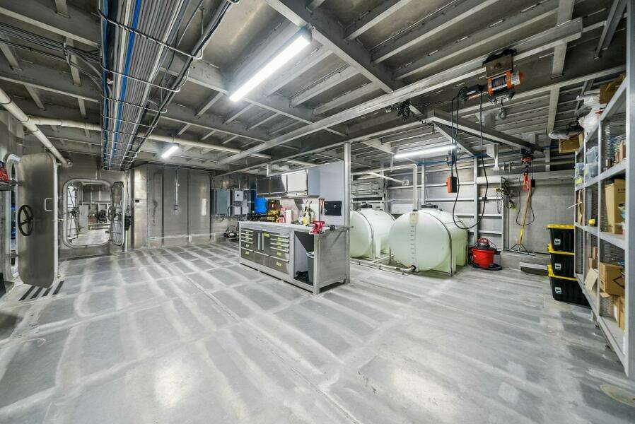 Shine Down 120ft Breaux Brothers Yacht For Sale