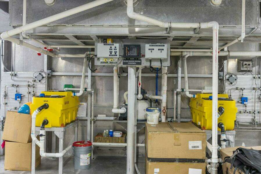 Shine Down 120ft Breaux Brothers Yacht For Sale