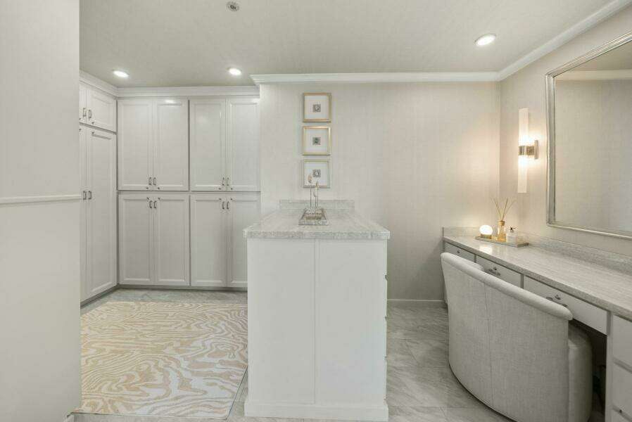 Shine Down 120ft Breaux Brothers Yacht For Sale