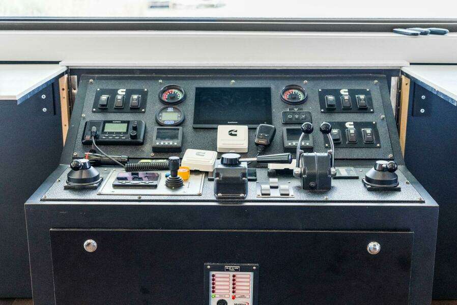 Shine Down 120ft Breaux Brothers Yacht For Sale