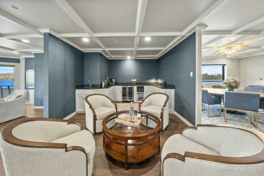 Shine Down 120ft Breaux Brothers Yacht For Sale