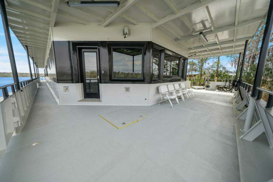 Shine Down 120ft Breaux Brothers Yacht For Sale