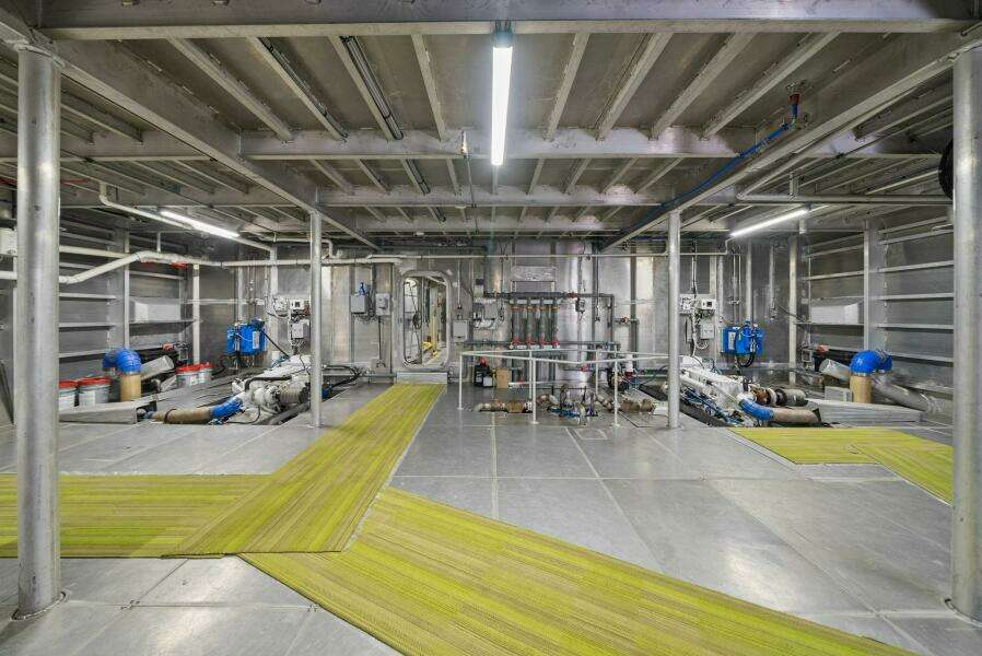 Shine Down 120ft Breaux Brothers Yacht For Sale