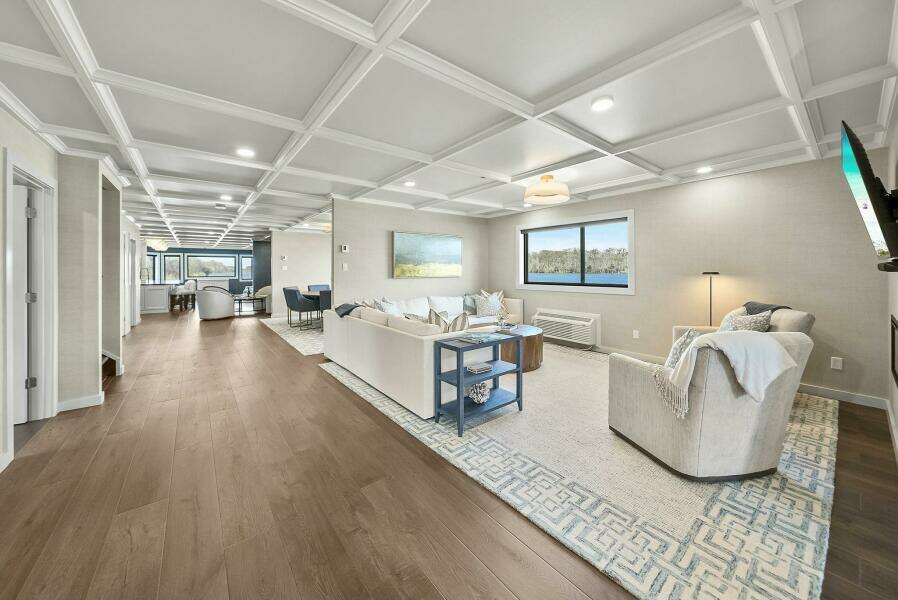 Shine Down 120ft Breaux Brothers Yacht For Sale