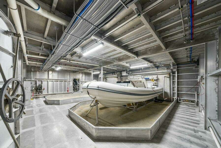 Shine Down 120ft Breaux Brothers Yacht For Sale