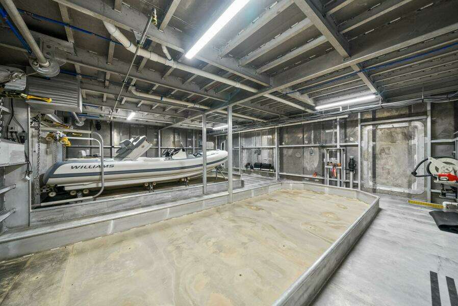 Shine Down 120ft Breaux Brothers Yacht For Sale