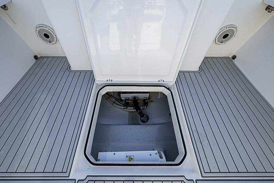 33' 2021 Albury Brothers 33