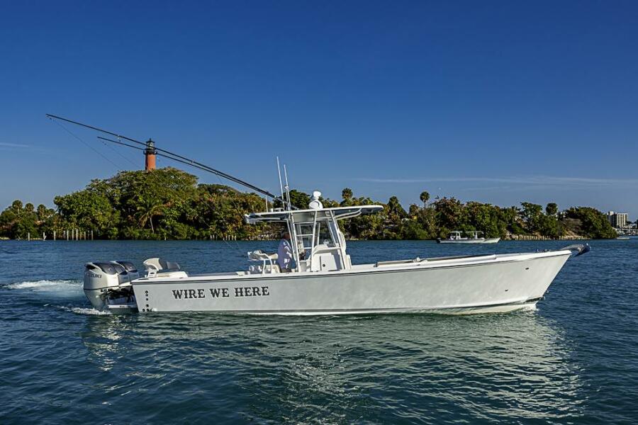 33' 2021 Albury Brothers 33