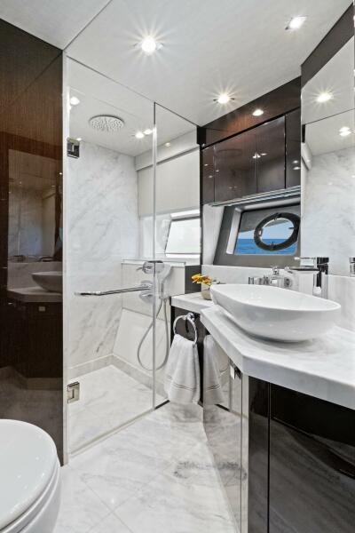 66' 2019 Sunseeker Manhattan 66