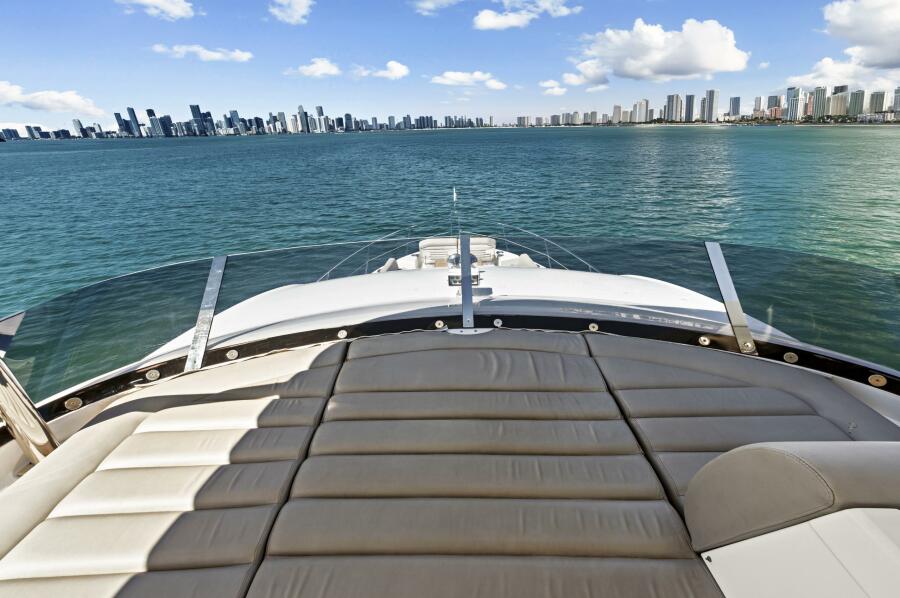 66' 2019 Sunseeker Manhattan 66