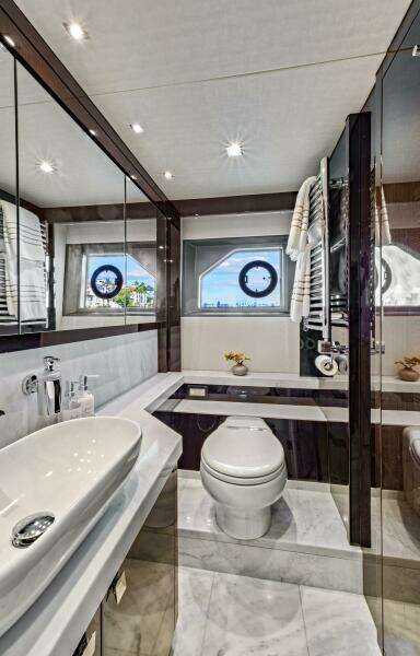 SMITTEN 66ft Sunseeker Yacht For Sale