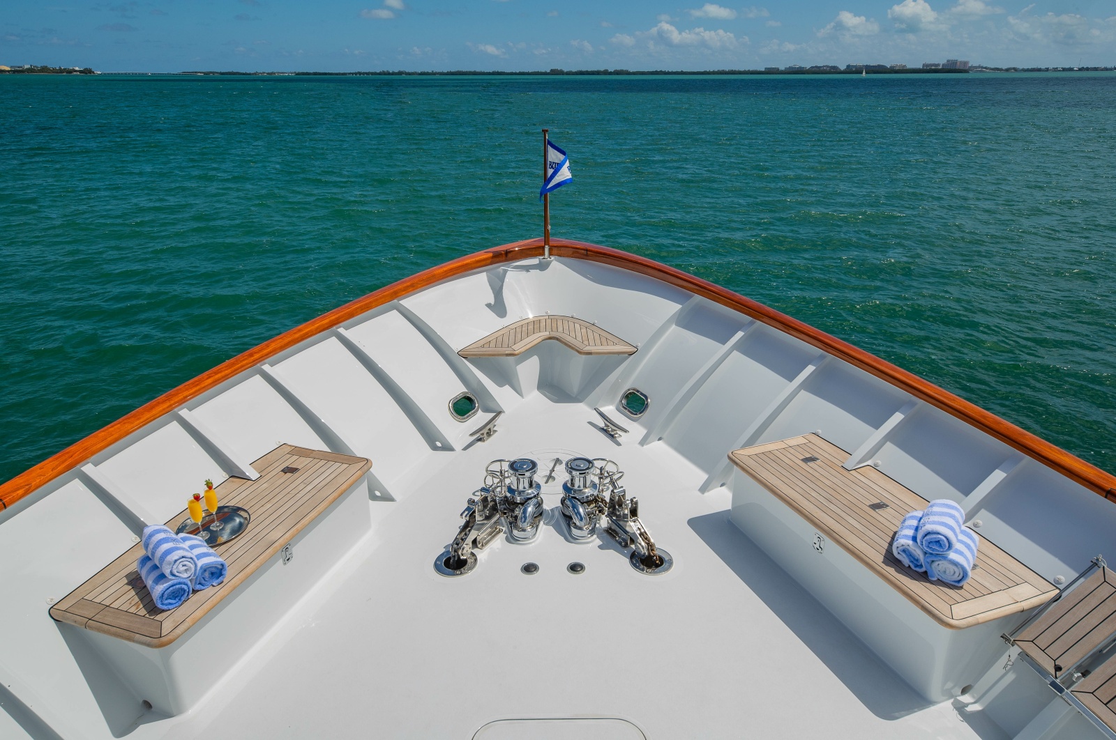 1998 Burger Raised Pilothouse